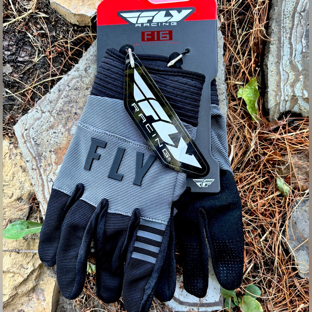 Brand New Motorcycle Motocross Sports FLY Large Grey Black Gloves Great Gift